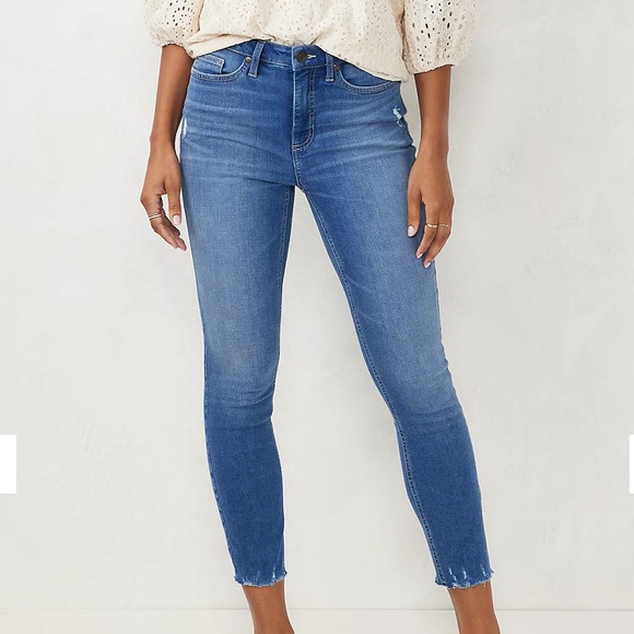 Kensie Denim - Kensie Effortless Skinny Crop Jeans Distressed